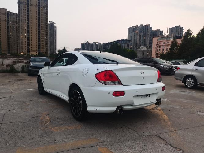 现代酷派跑车2005年多少钱 2005现代酷派值得买么