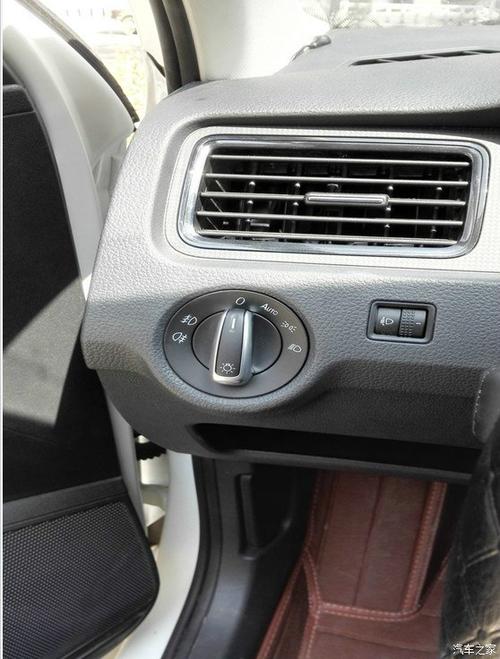 新桑塔纳改装／新桑塔纳改装自动大灯开关