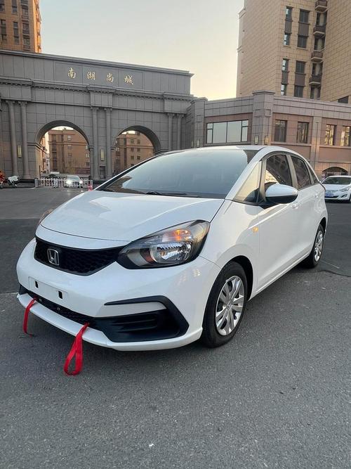 本田飞度2021款自动挡多少钱,本田飞度自动挡高配多少钱