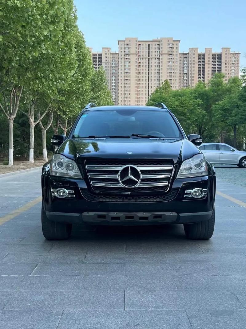 奔驰gl550越野车报价(奔驰越野gl550价格是多少)