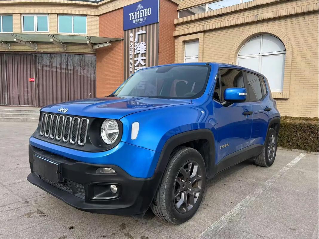 女士小型jeep自由侠,jeep自由侠最新款