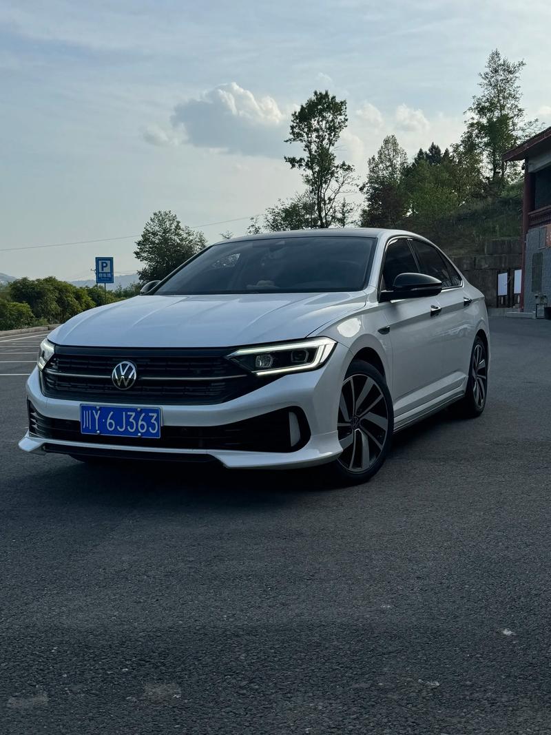 一汽大众速腾sagitar(一汽大众速腾召回车辆查询)