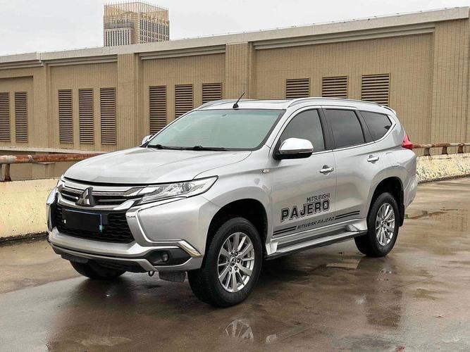 新款三菱帕杰罗劲畅／新款三菱帕杰罗劲畅油耗多少