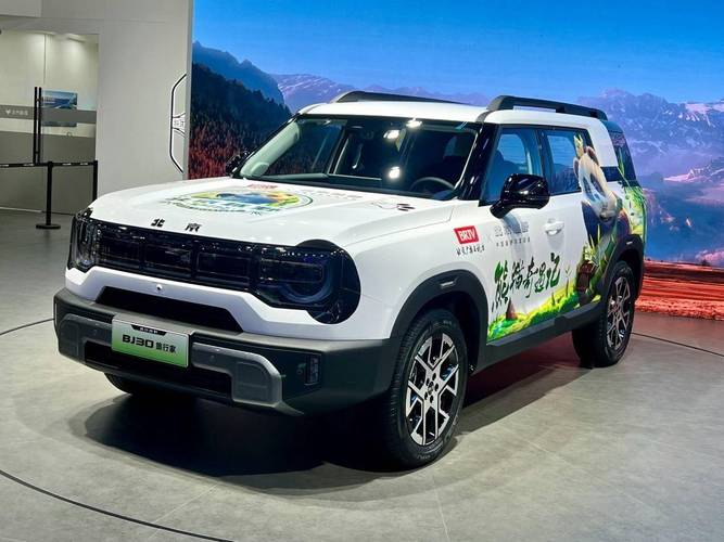 国产三门小型越野车/国产三门汽车