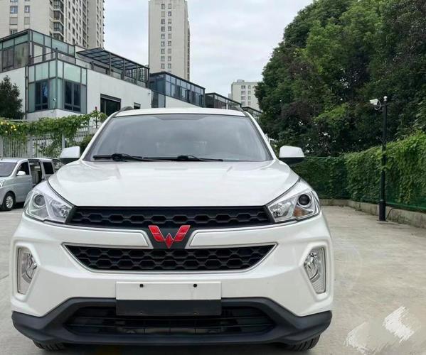 五菱宏光s3越野七座(五菱宏光s3七座2020新车多少钱)