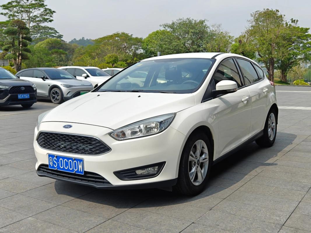 福特福克斯两厢2016款 16款福特福克斯两厢试驾