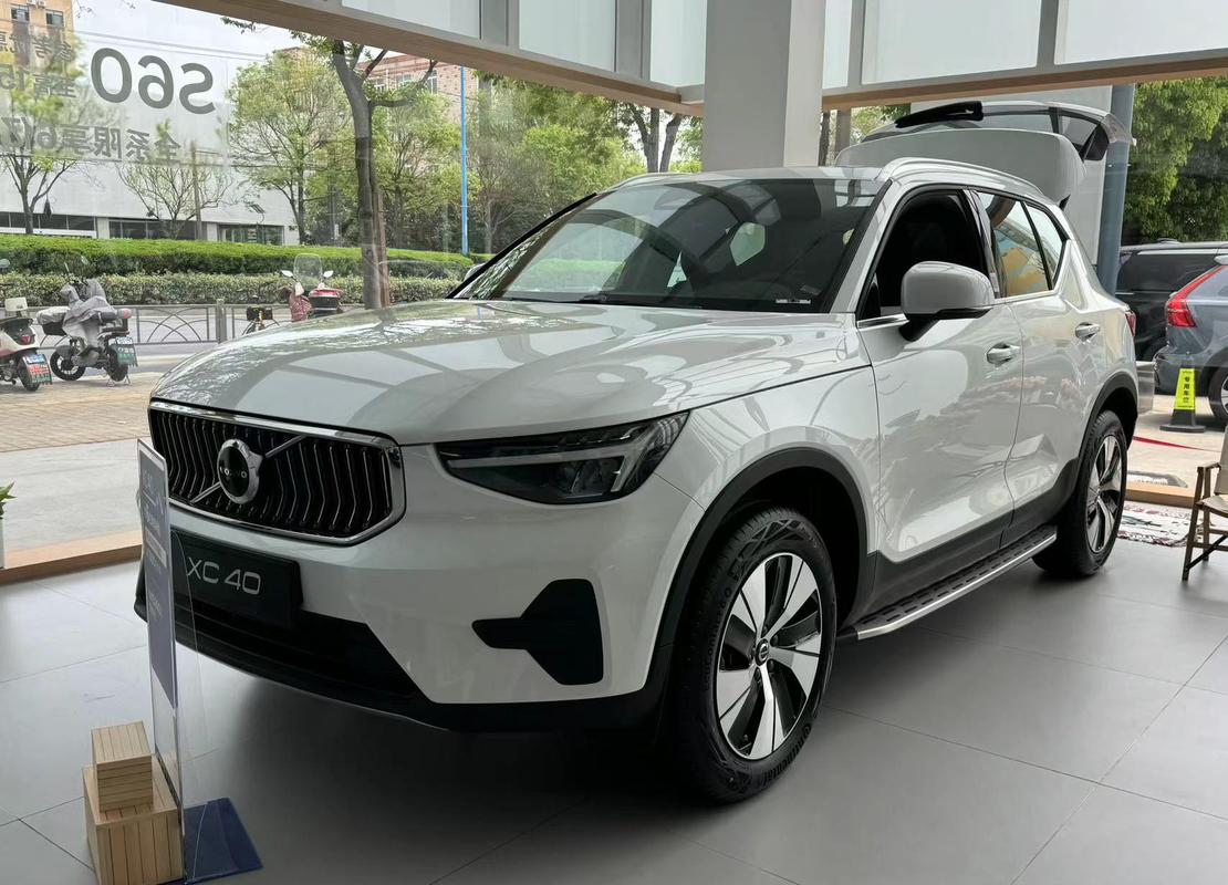 沃尔沃xc40怎么样有哪些优缺点 沃尔沃xc40性价比怎么样