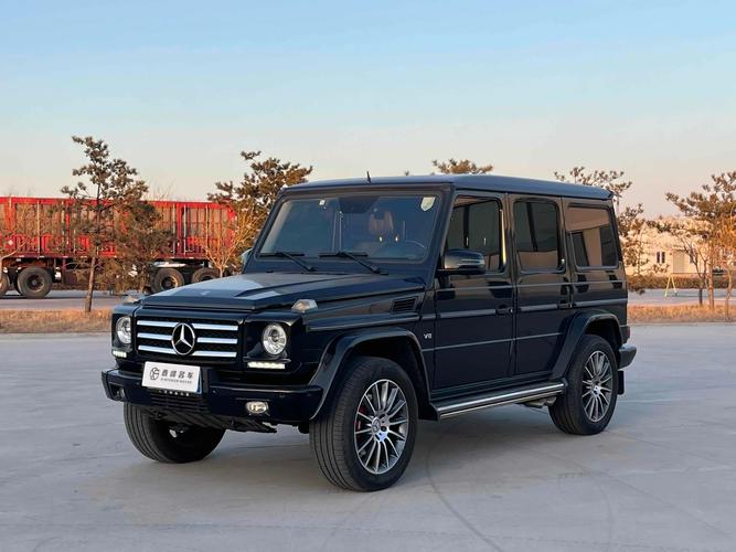 奔驰g500和奔驰s哪个好,奔驰g50和g500一样吗