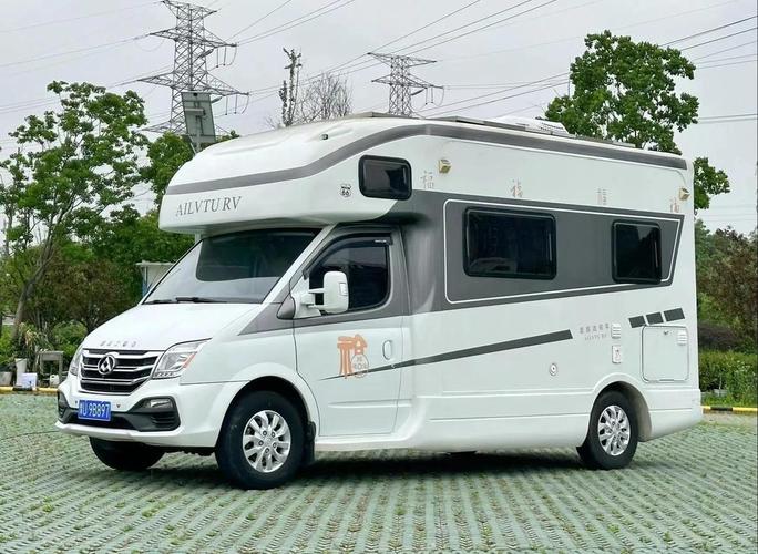 上汽大通v80最小的房车／上汽大通v80房车尺寸