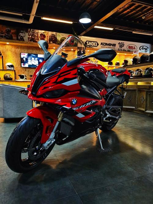 宝马s1000(宝马s1000rr2025款)