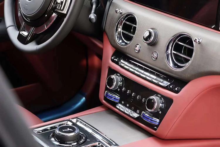 劳斯莱斯内饰图片／劳斯莱斯图片大全大图